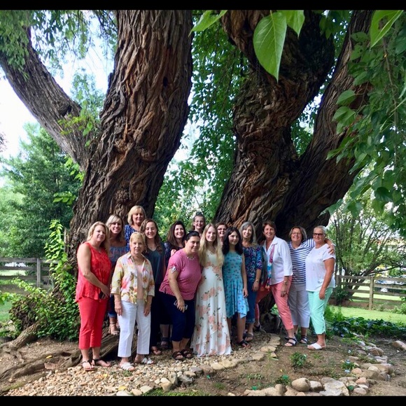 Meet your Posher, Rosemary - Picture 5 of 7